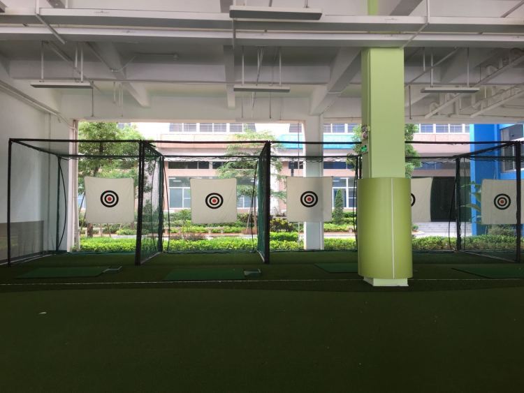 %e9%ab%98%e5%b0%94%e5%a4%ab%e7%bb%83%e4%b9%a0%e5%9c%ba