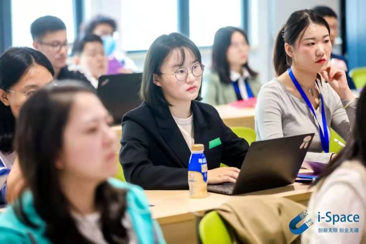 %e9%9d%92%e5%b9%b4%e5%88%9b%e6%96%b0%e5%a4%a7%e4%bc%9a%e5%88%86%e8%ae%ba%e5%9d%9b%e7%8e%b0%e5%9c%ba