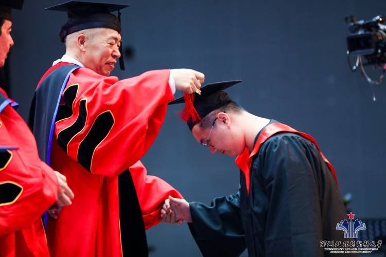 %e6%a0%a1%e9%95%bf%e4%b8%ba%e6%af%95%e4%b8%9a%e7%94%9f%e6%8b%a8%e7%a9%97