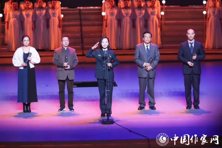 mmexport1669175308749