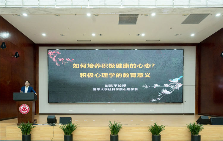 mmexport1676597591773