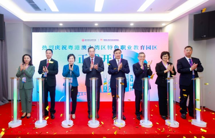 %e5%b1%8f%e5%b9%95%e5%bf%ab%e7%85%a7-2023-03-17-%e4%b8%8b%e5%8d%886-42-53