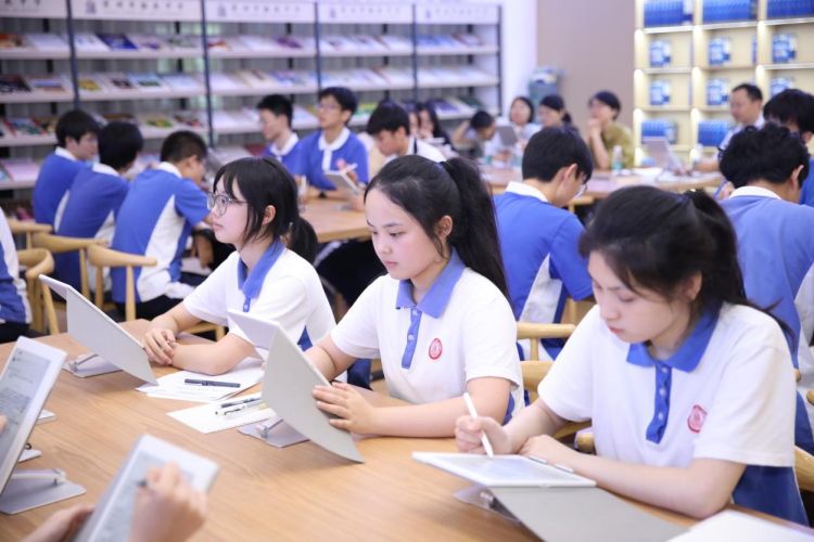 %e5%ad%a6%e7%94%9f%e8%ae%a4%e7%9c%9f%e9%98%85%e8%af%bb