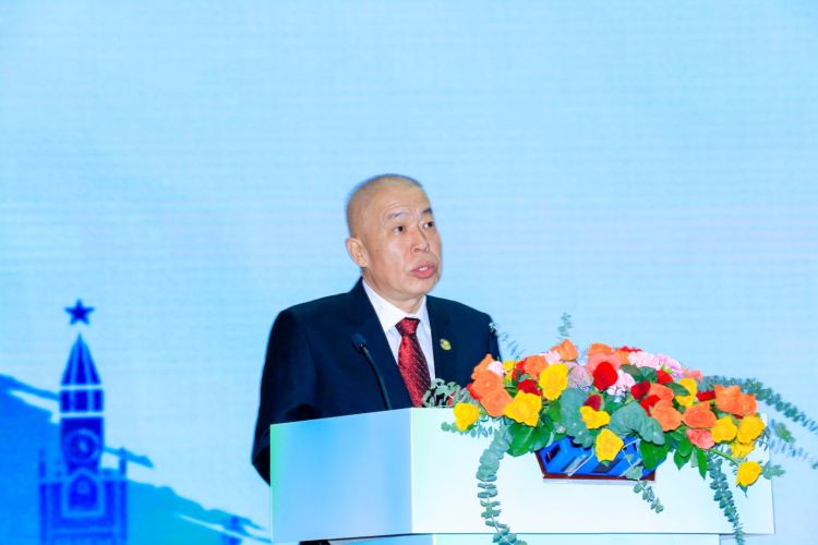 %e6%9d%8e%e5%92%8c%e7%ab%a0