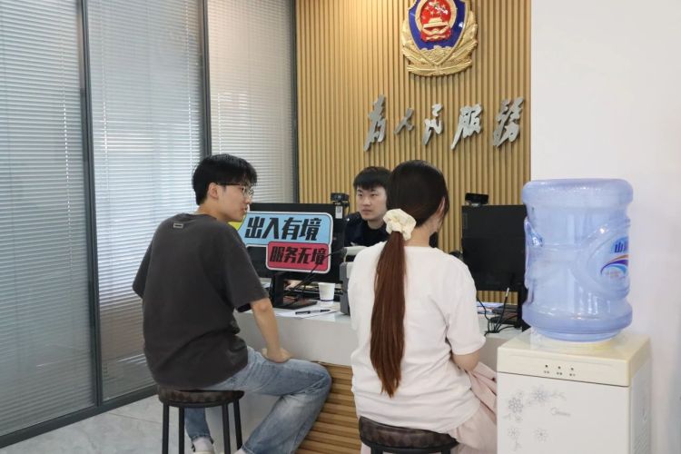 53730a0268f86baf986cfb0fd408e9c7