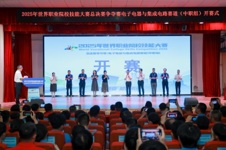 A9D8559CA37722923FFD1F8DE7D29F69