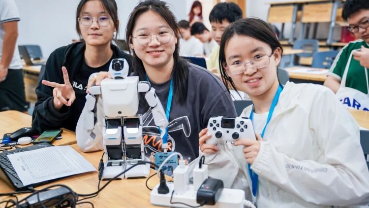 2a0c565ee775b9316be3e820e54316b8