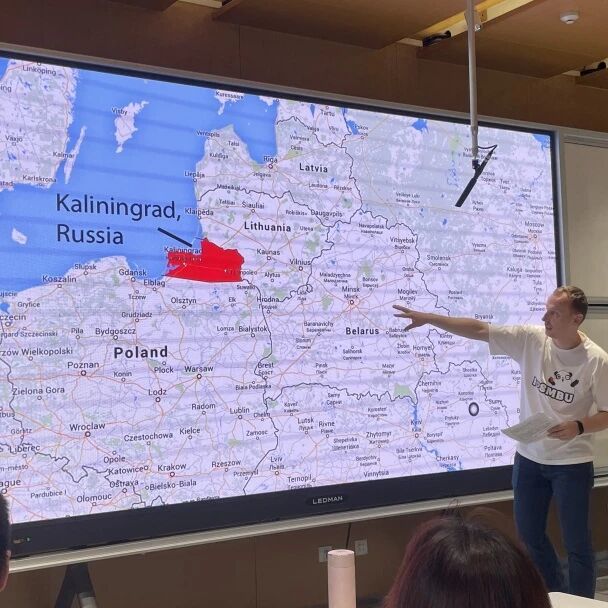 ed1c1aaf8197a4a16d0407e2f8738073